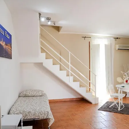 Tresca House * Бари